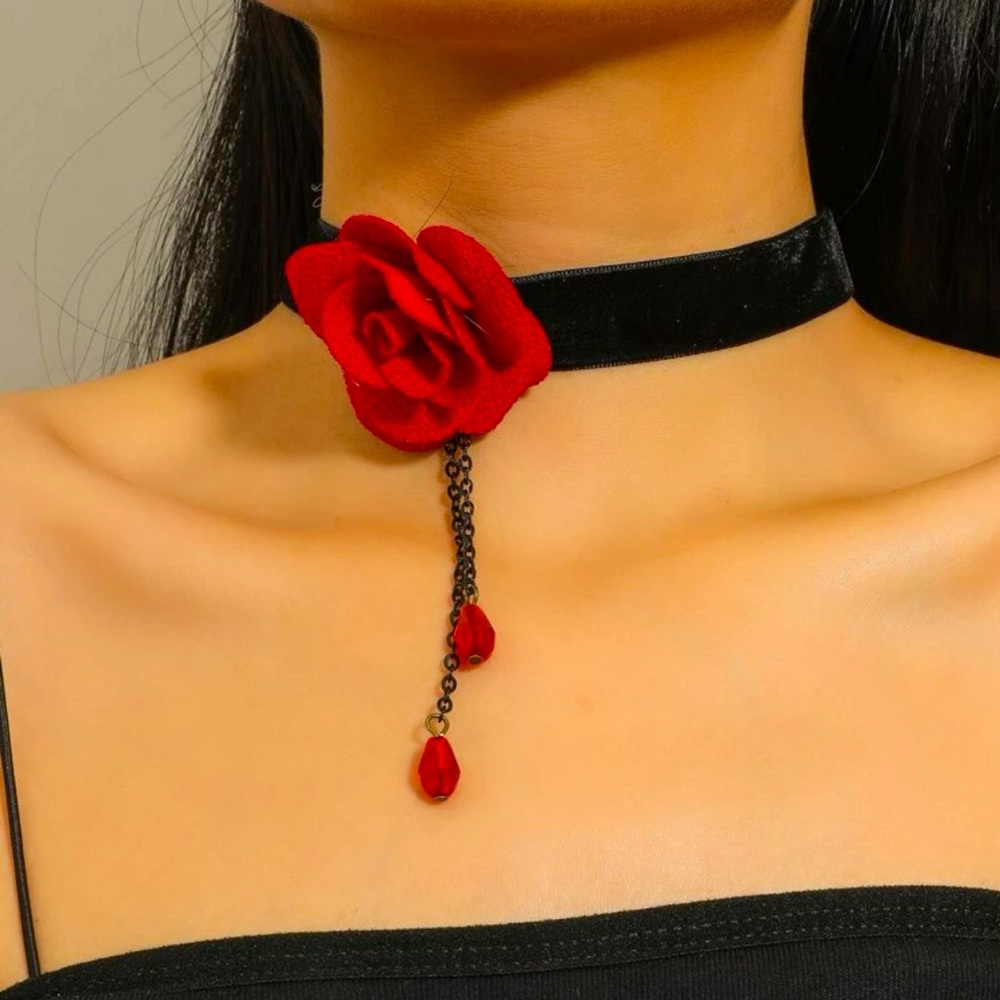 ❤️Red Flower Choker